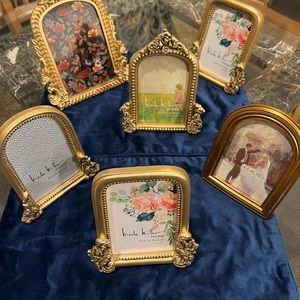Gold vintage 4”x 6” picture frames